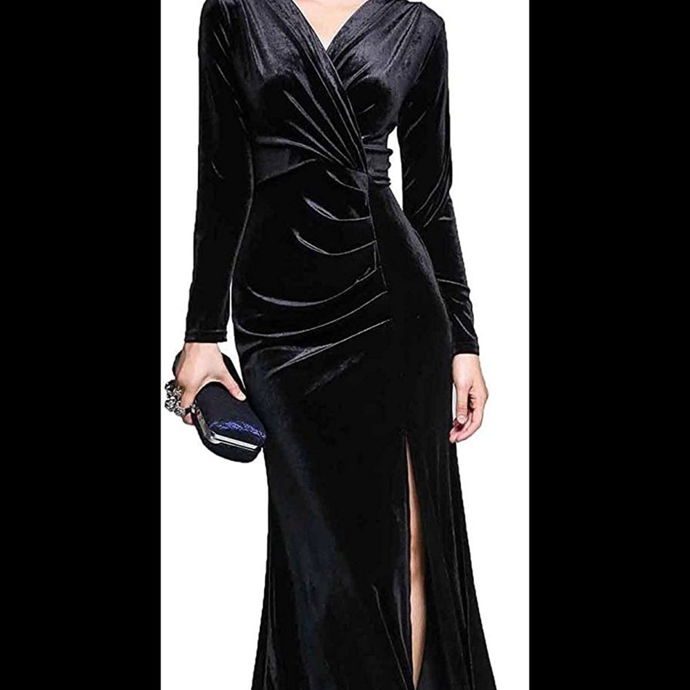 El DT long black beautiful velvet dress
